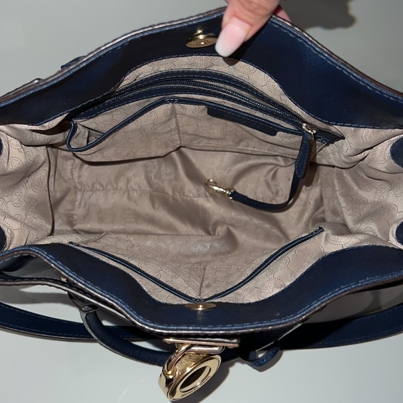 ๐ Michael Kors Hamilton Tote Bag ๐ - Picture 7 of 7